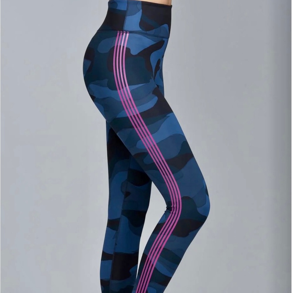 RARE NOLI Warrior Blue Camo Leggings with Pink Stripes!!